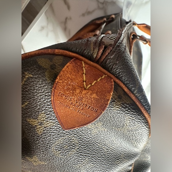 Authentic vintage Louis Vuitton Monogram Speedy 40 well loved - Picture 8 of 15